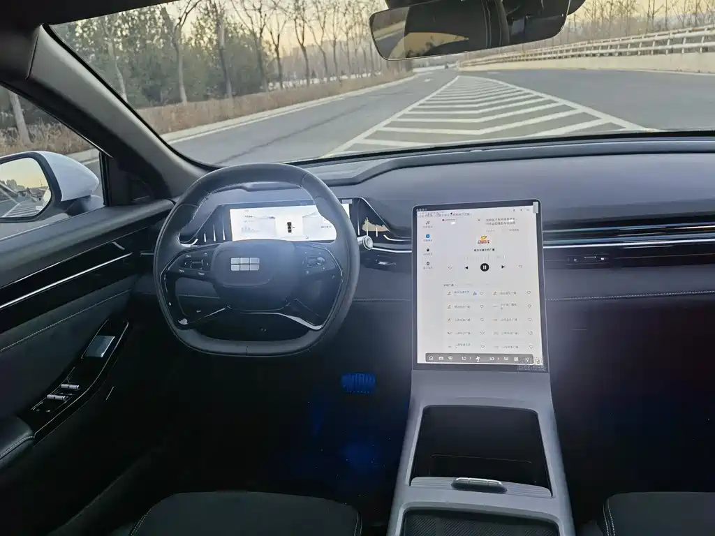 GEELY GALAXY GALAXY L6