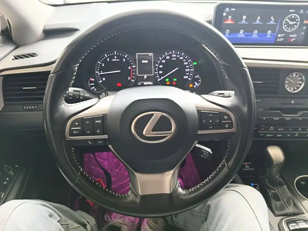 Lexus RX — миниатюра 11