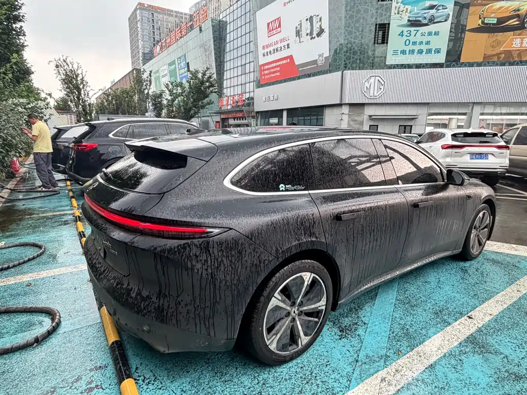 NIO ET5T 2023 75kWh Touring