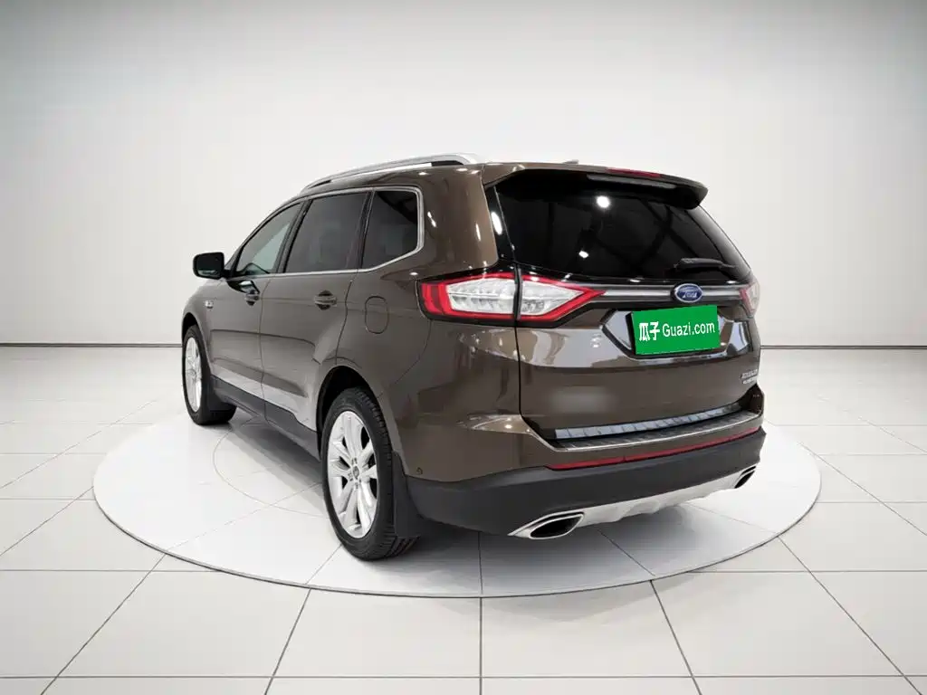 Ford Edge — миниатюра 5