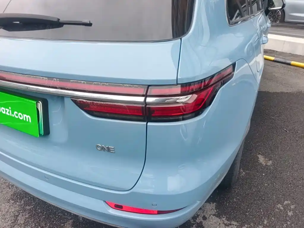 Li Auto Li ONE — миниатюра 8