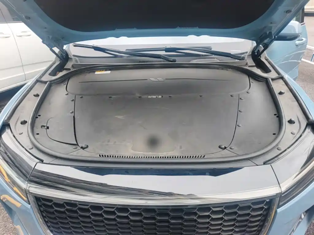 Li Auto Li ONE — миниатюра 20