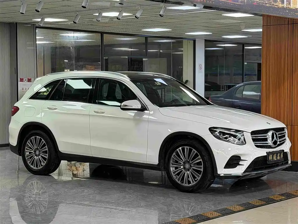 Mercedes-Benz GLC 2017 GLC 260 4MATIC