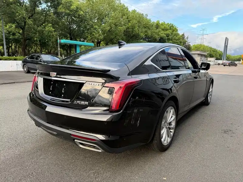 Cadillac CT5 — миниатюра 9