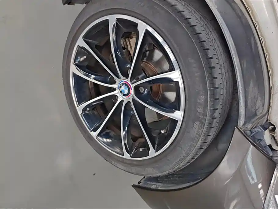 BMW Z4 2013 sDrive20i Lead