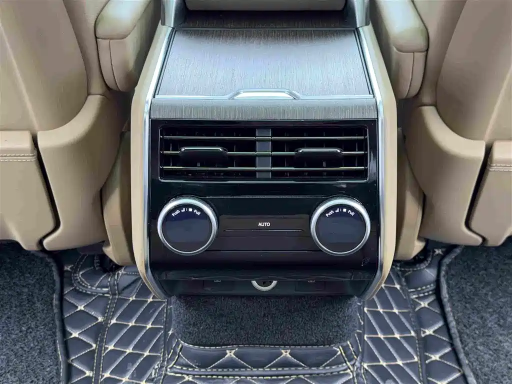 Land Rover Range Rover — миниатюра 15