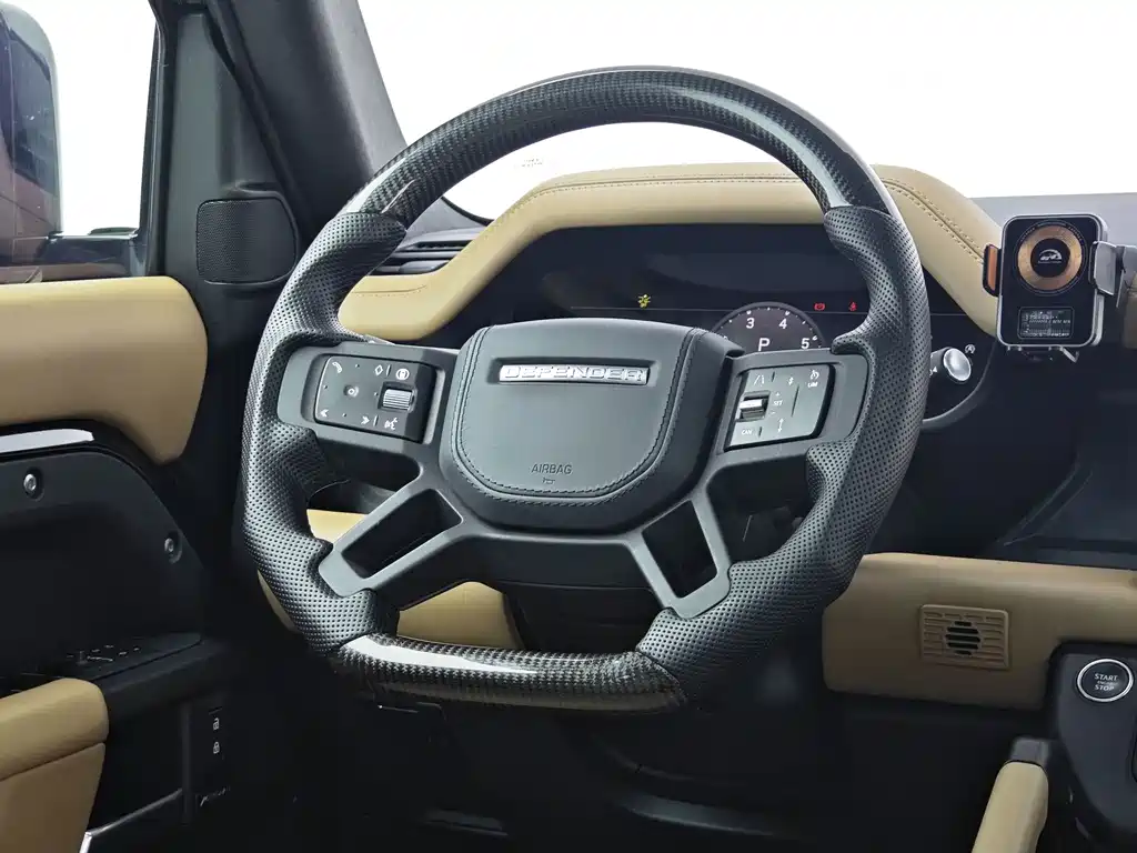 Land Rover Defender — миниатюра 11