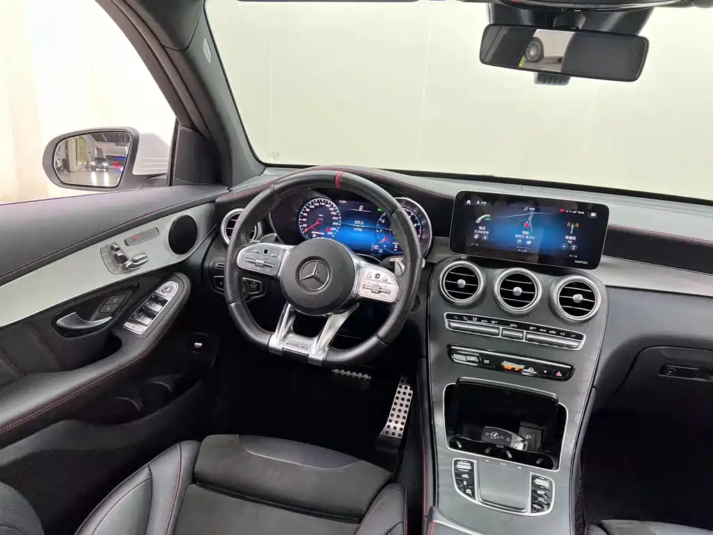 MERCEDES-BENZ GLC AMG