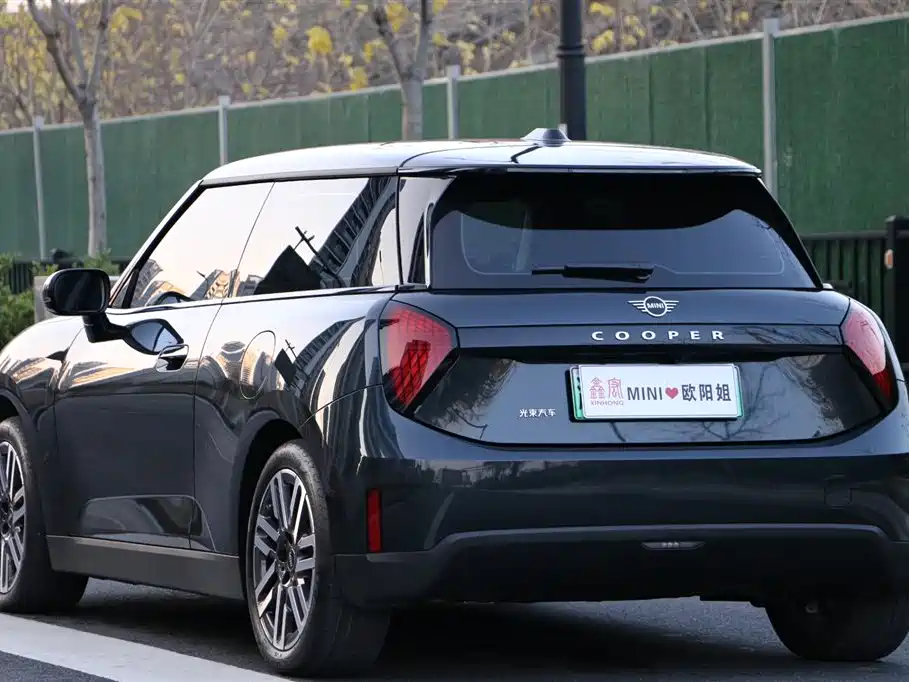 MINI ELECTRIC  COOPER