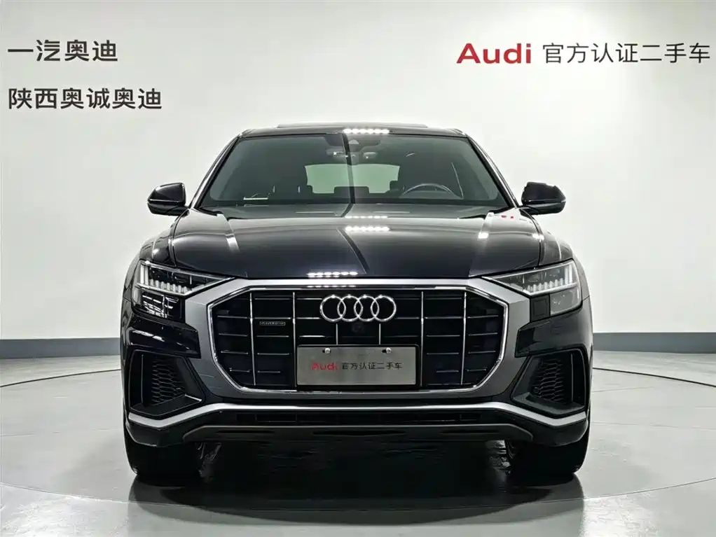 Audi Q8 2021 55 TFSI