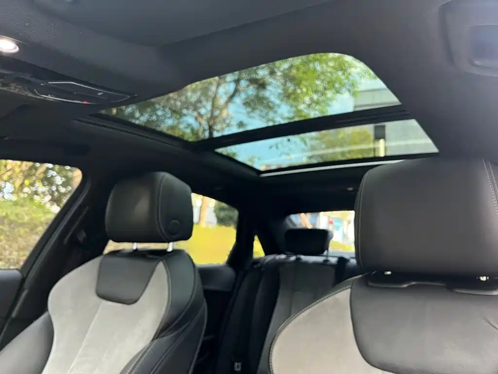 Audi A4L — миниатюра 4