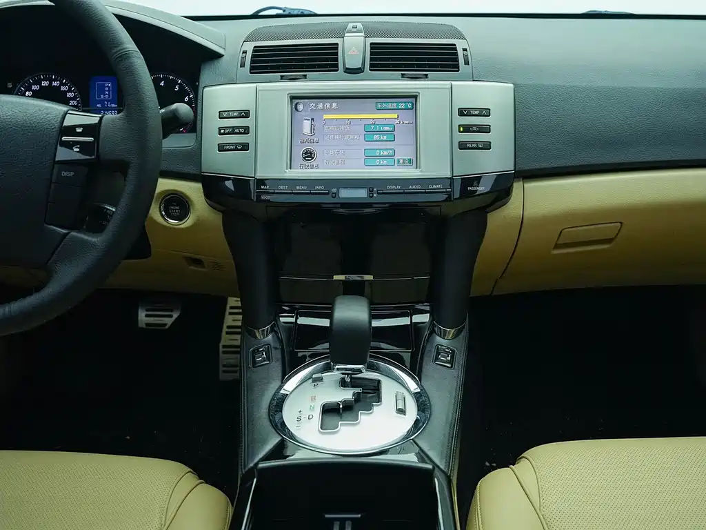 Toyota Reiz — миниатюра 28