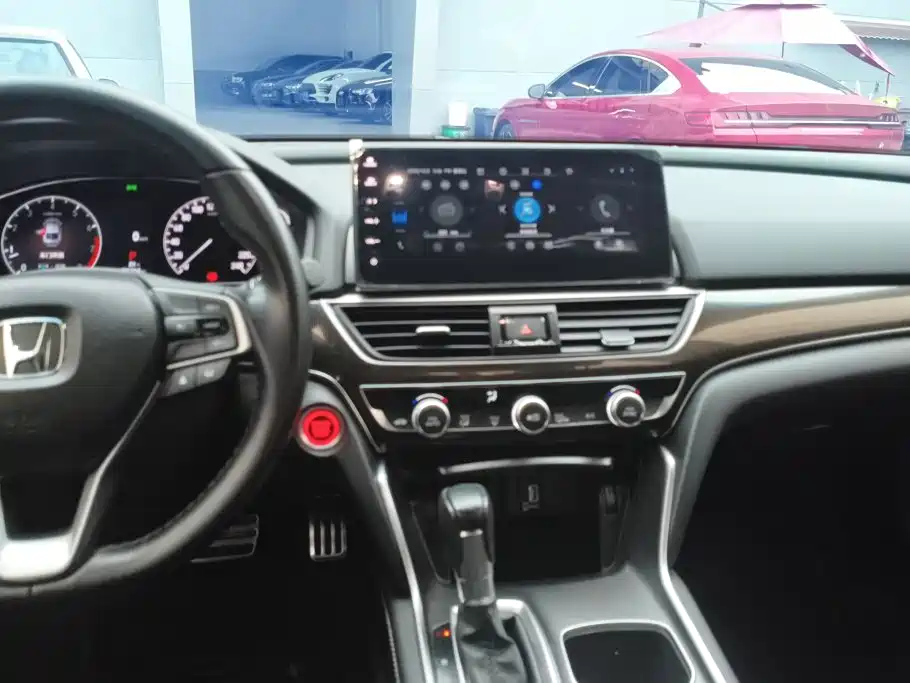 Honda Accord — миниатюра 13