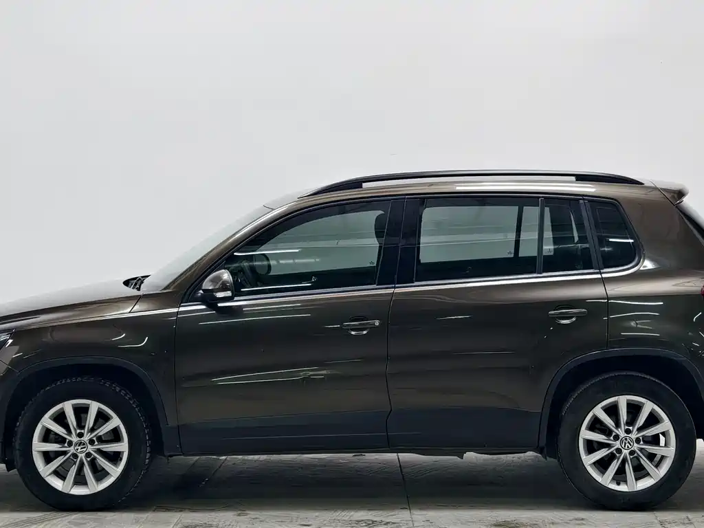 Volkswagen Tiguan — миниатюра 7