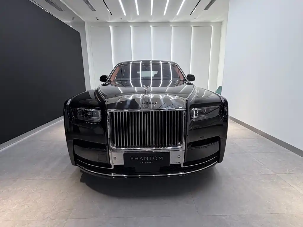 Rolls-Royce Phantom — миниатюра 2