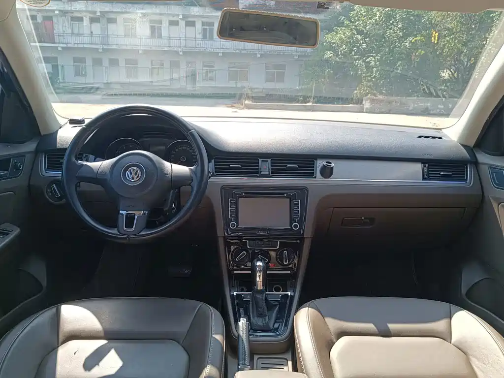 Volkswagen Bora — миниатюра 12