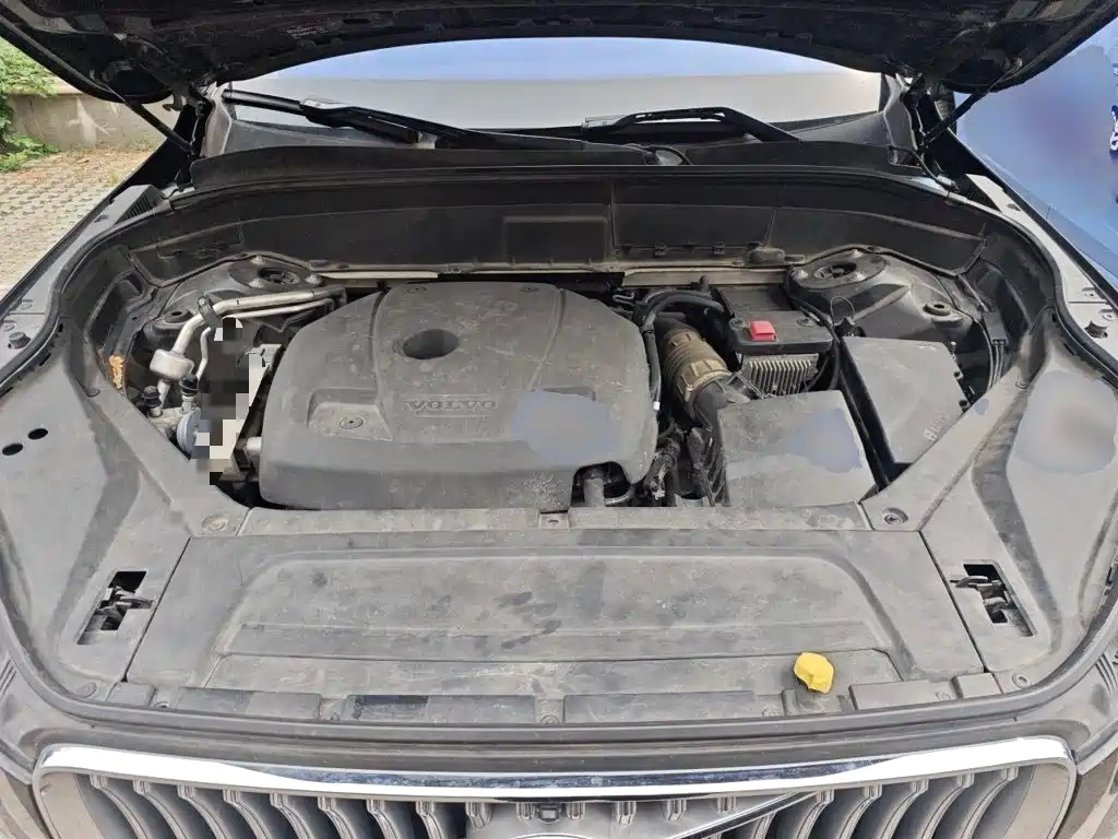 Volvo XC90 — миниатюра 11