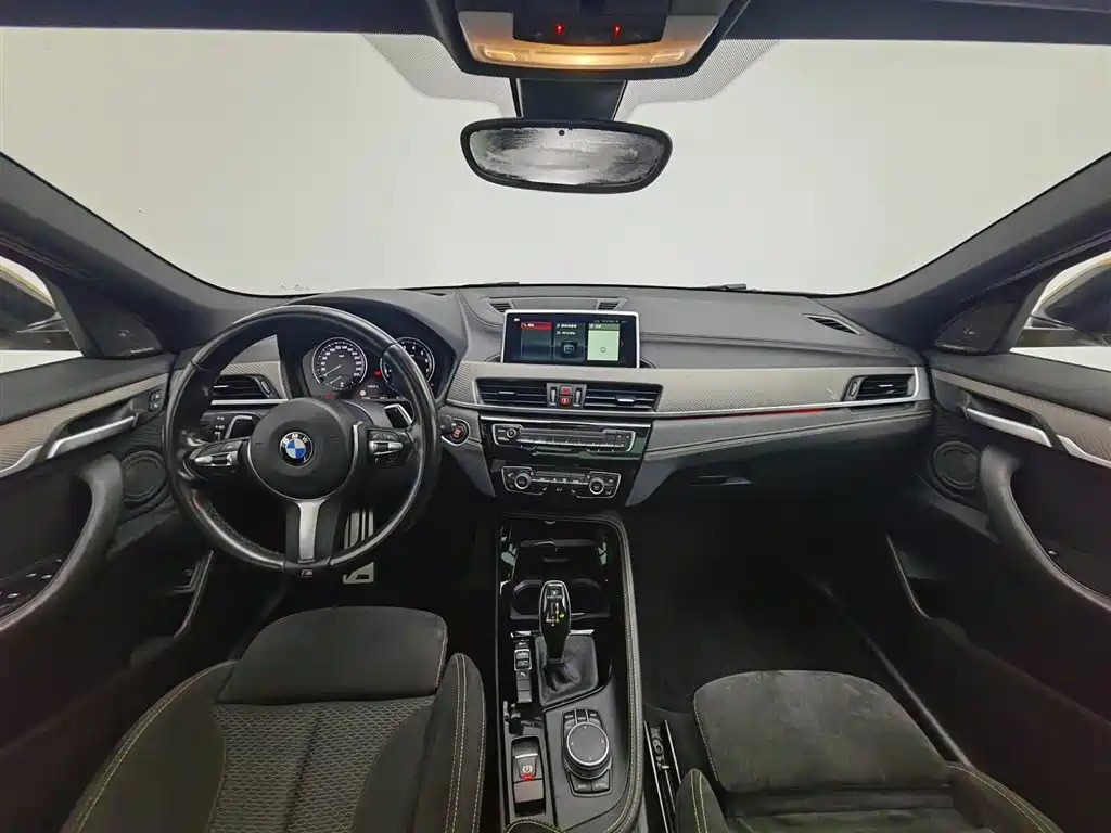 BMW X2 2018 sDrive25i Luxury M V