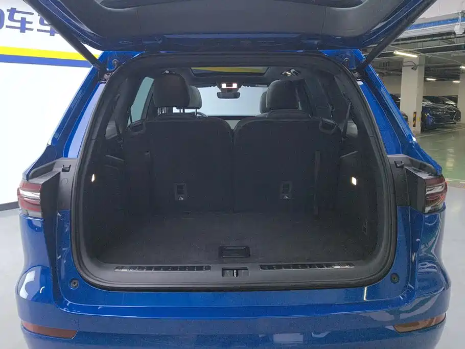 Li Auto Li ONE — миниатюра 4