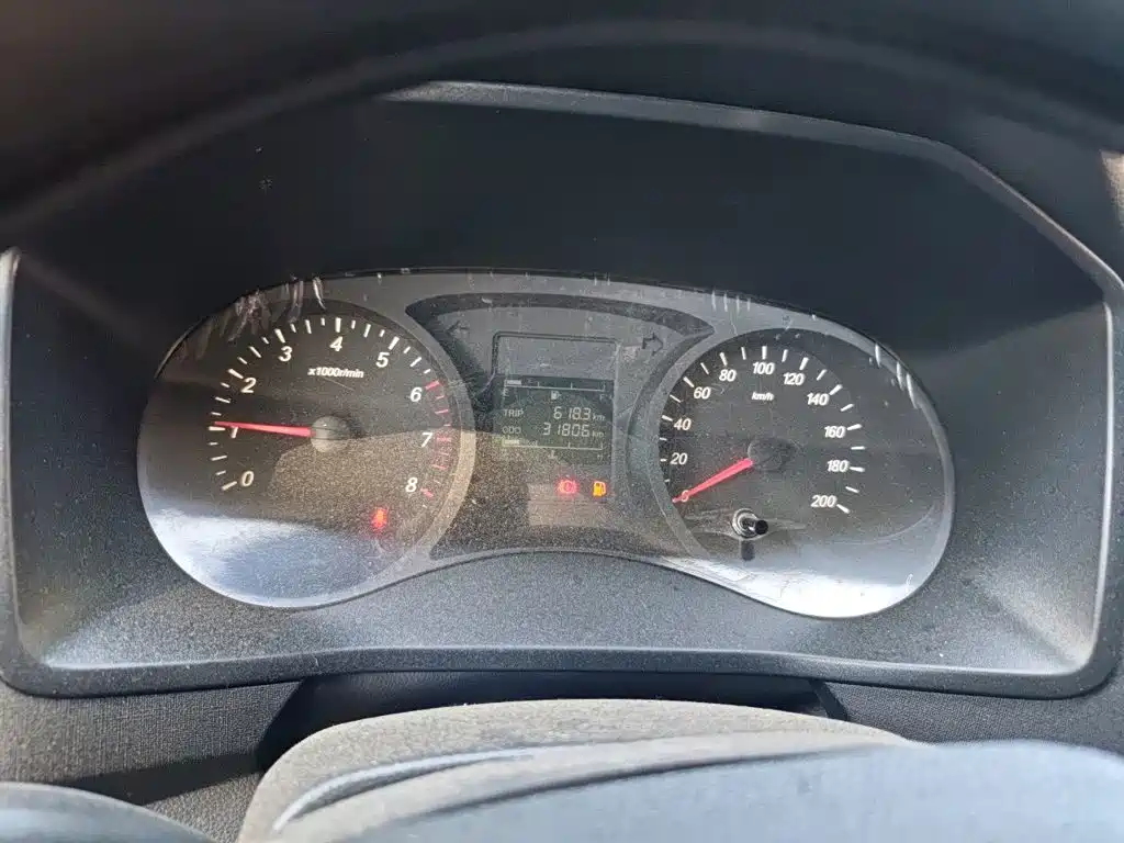 Wuling Hongguang PLUS — миниатюра 7
