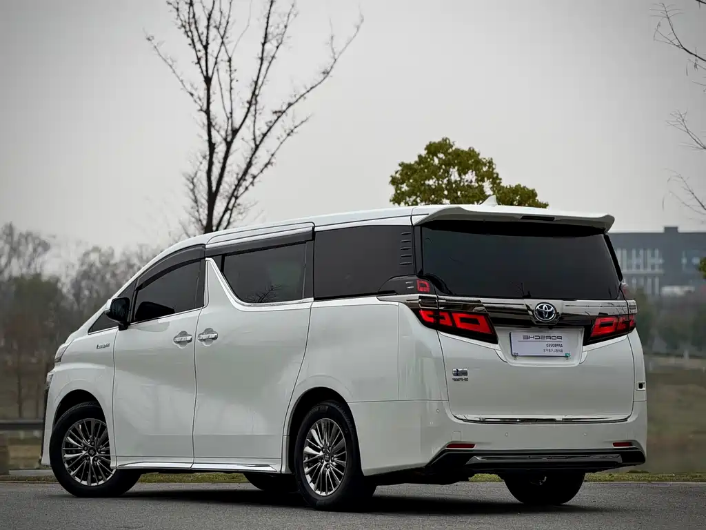 Toyota Vellfire 2021 2.5L HV