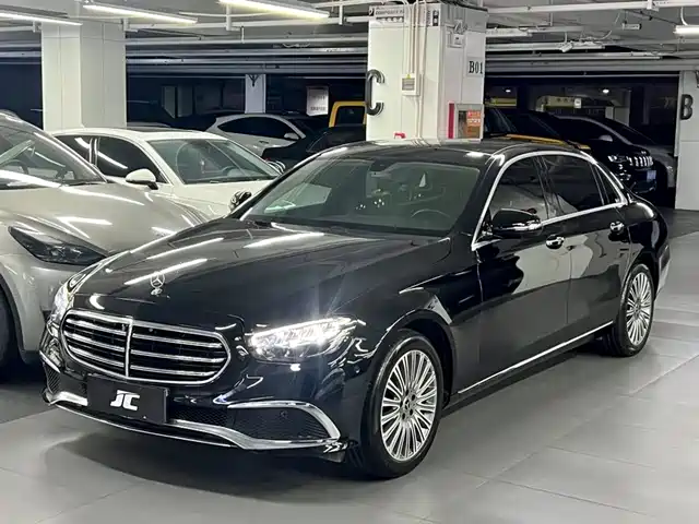 MERCEDES-BENZ E CLASS 2022