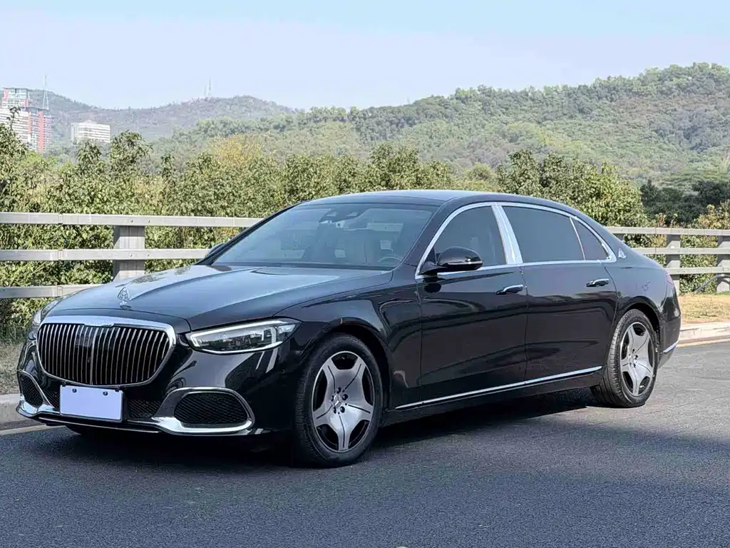 Mercedes-Benz S-Class 2023