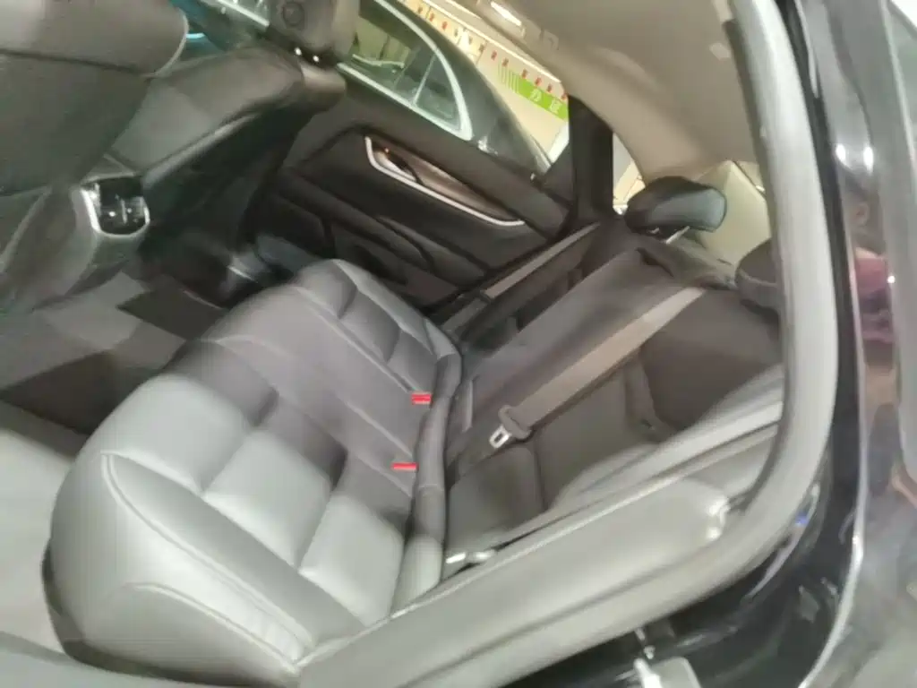 Cadillac XTS — миниатюра 17
