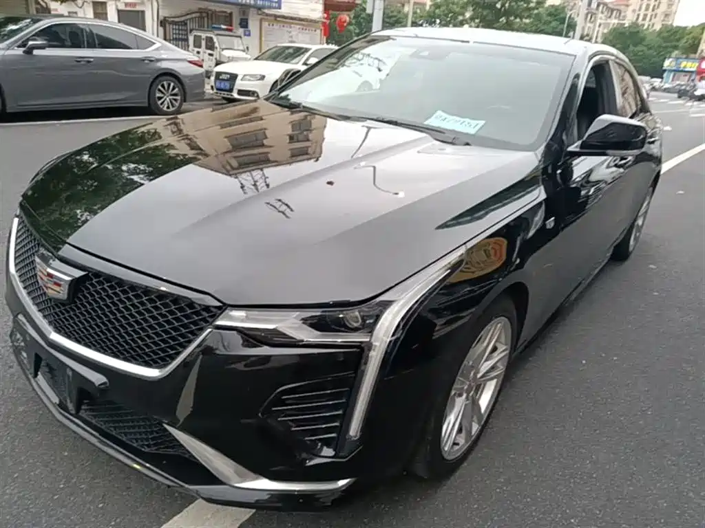 Купить Cadillac CT4