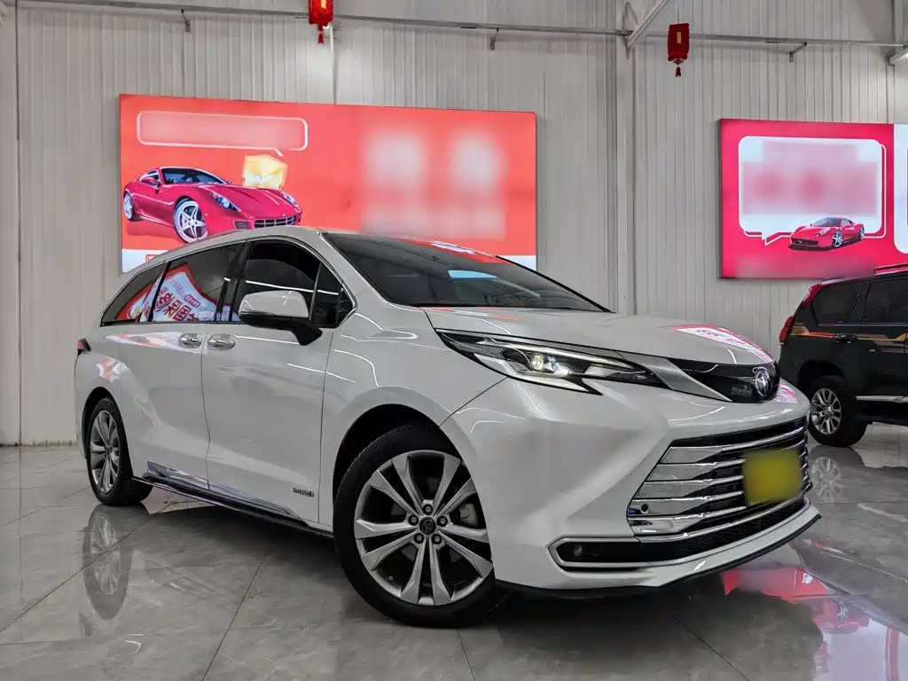 Toyota Sienna — миниатюра 8