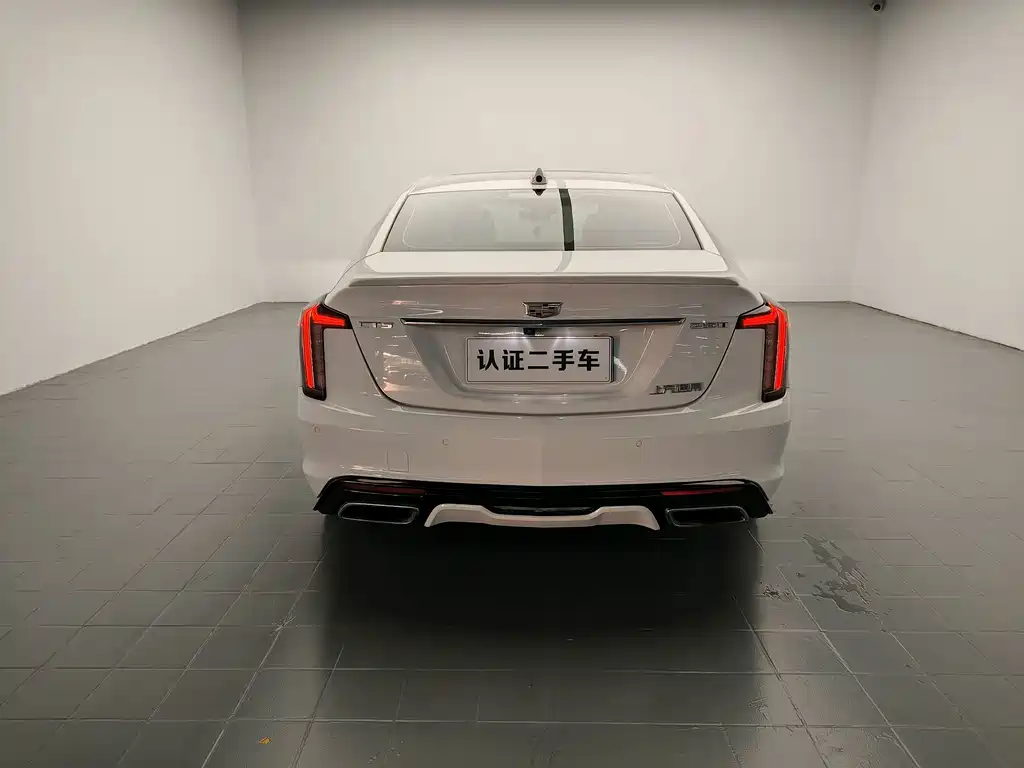 Cadillac CT5 — миниатюра 6