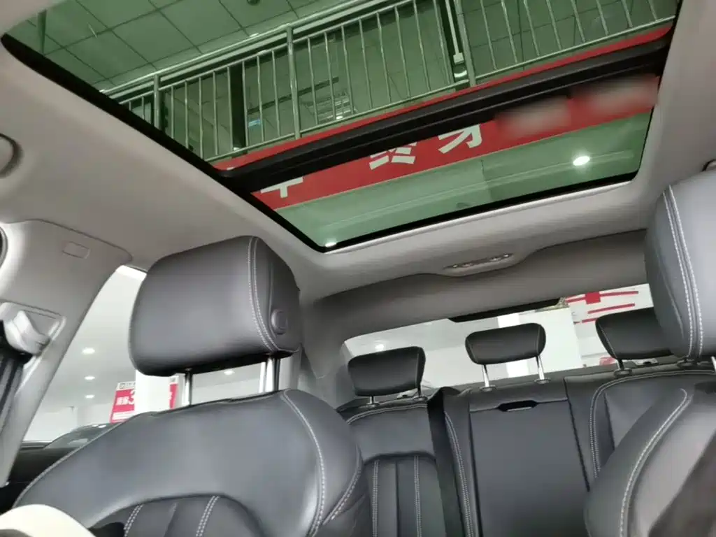 Audi A4L — миниатюра 18