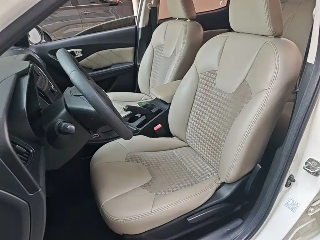 GAC Motor Trumpchi GA3S — миниатюра 15