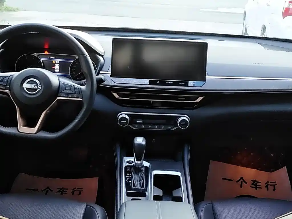 Nissan Teana — миниатюра 12