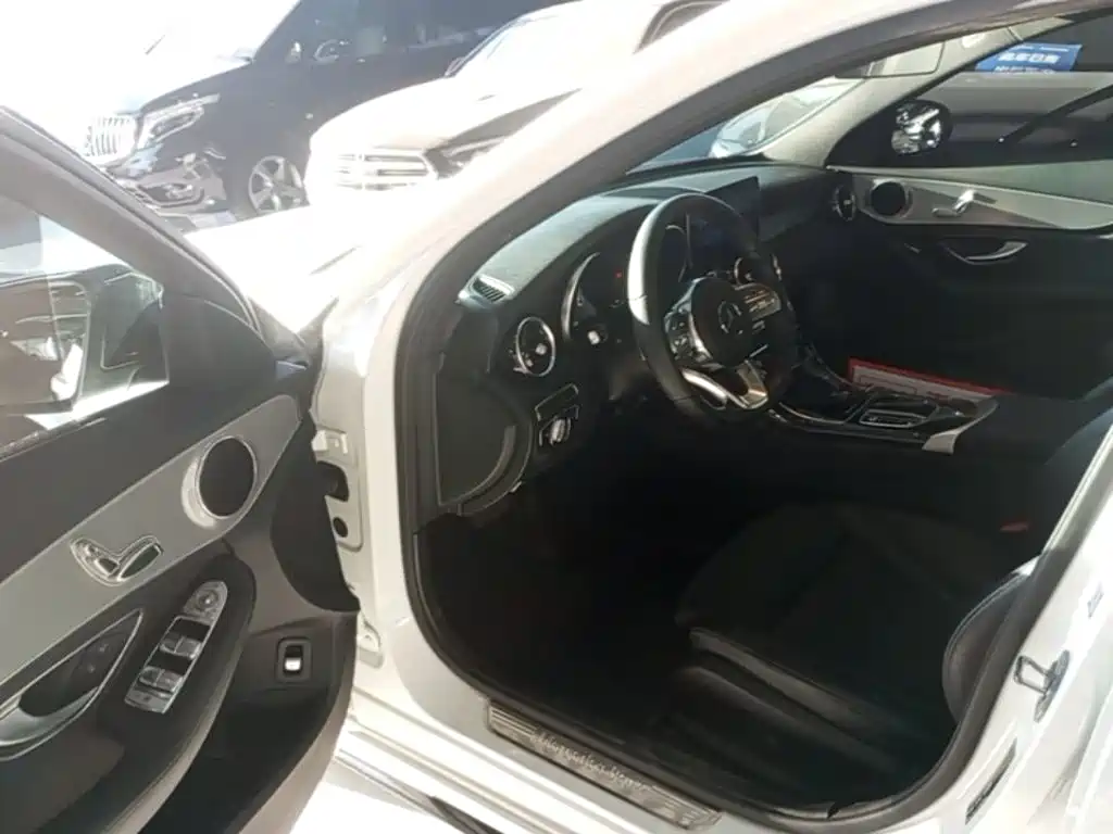 Mercedes-Benz C-Class — миниатюра 16