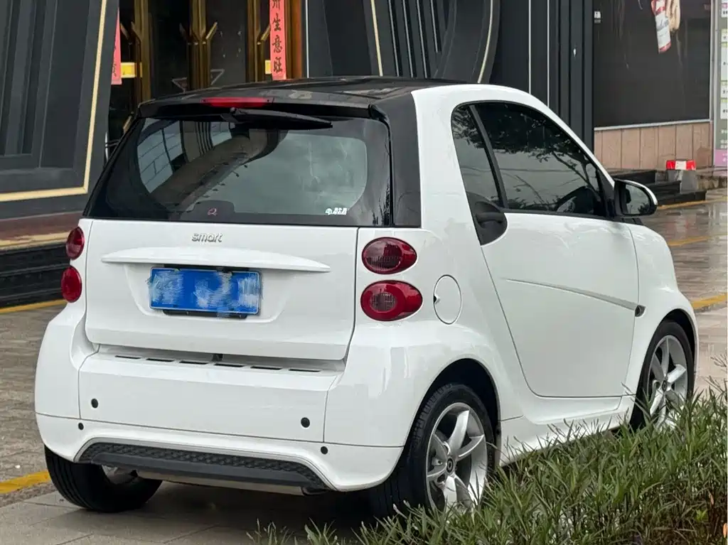 smart Smart Fortwo — миниатюра 4