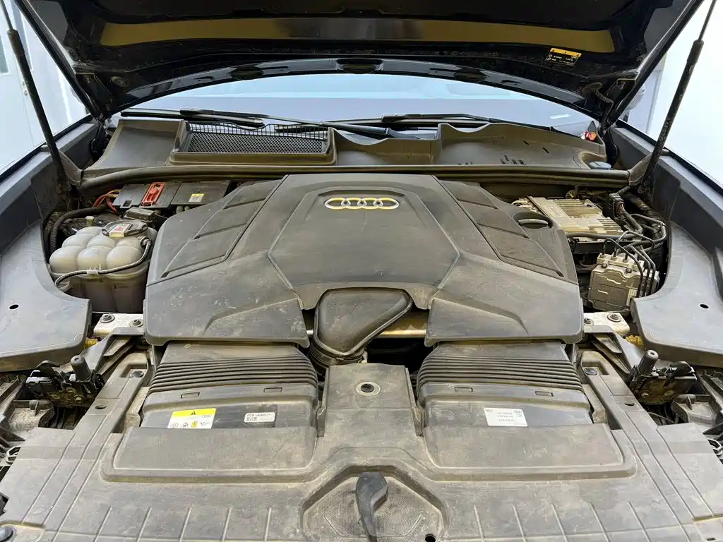 Audi Q8 — миниатюра 11