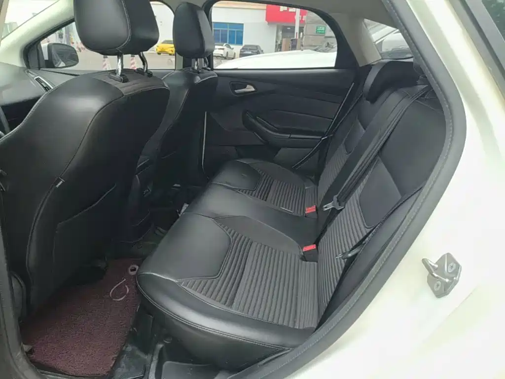 Ford Focus — миниатюра 17
