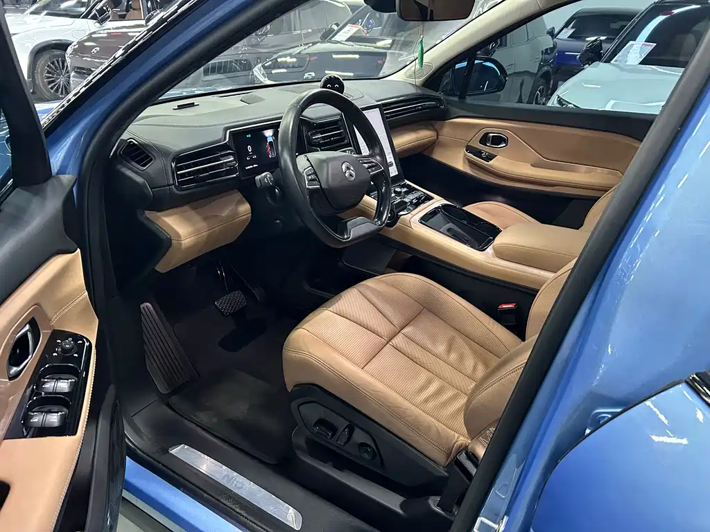 NIO NIO ES8