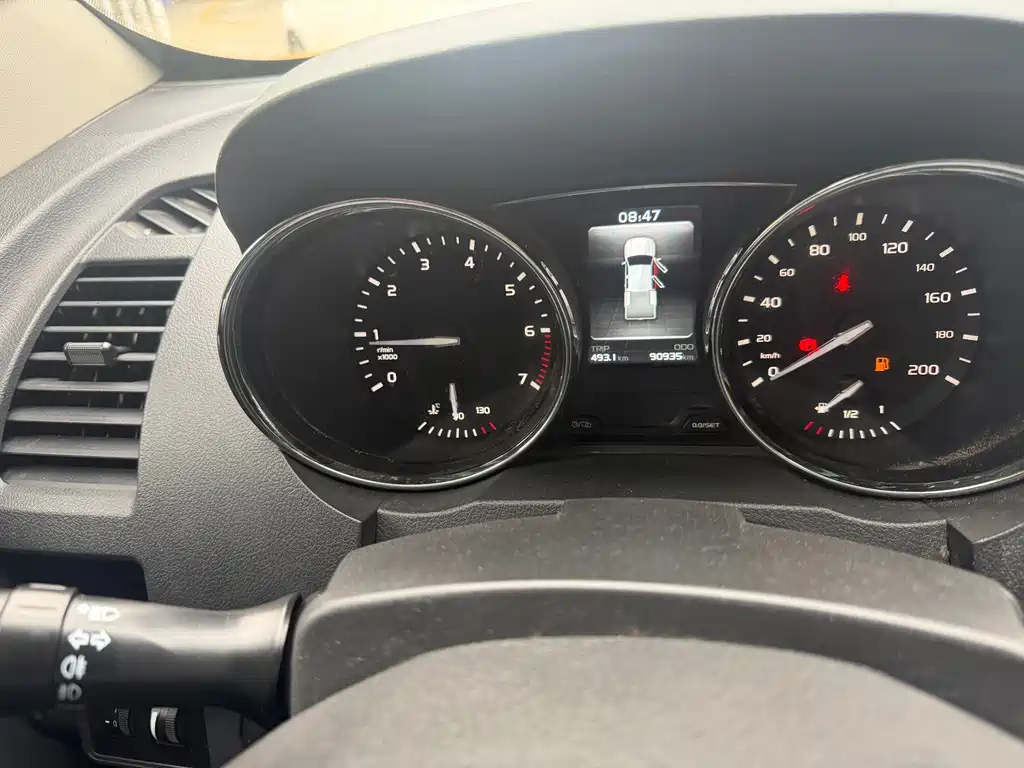 Isuzu TAGA Daga — миниатюра 13