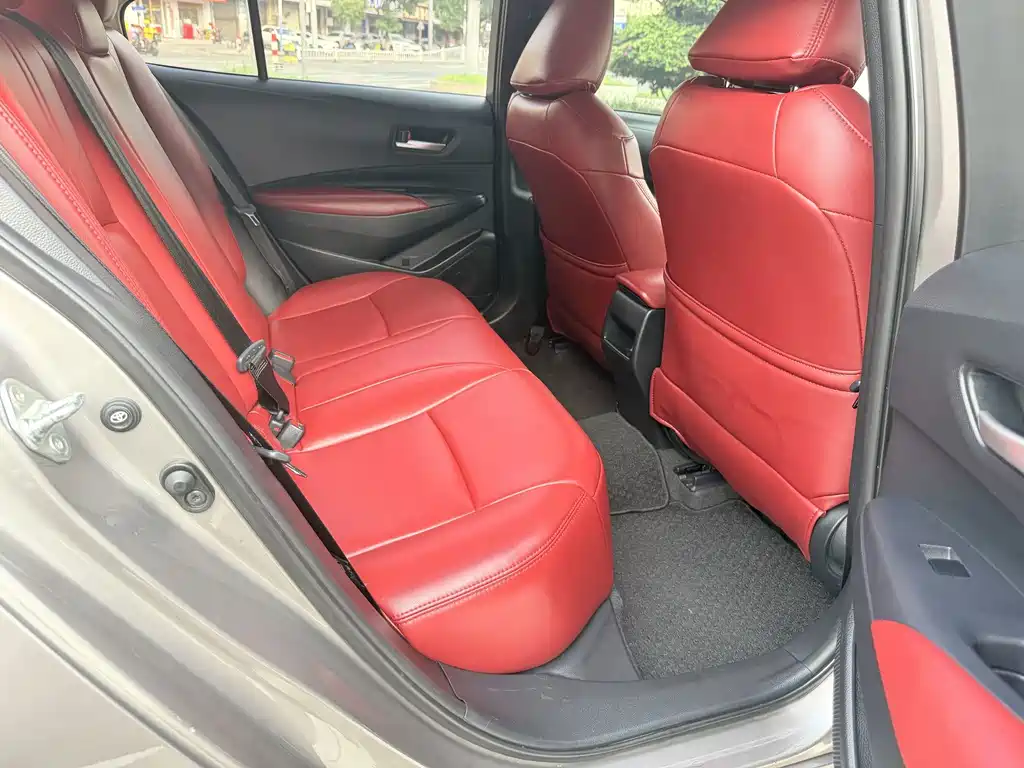 Toyota Corolla — миниатюра 8