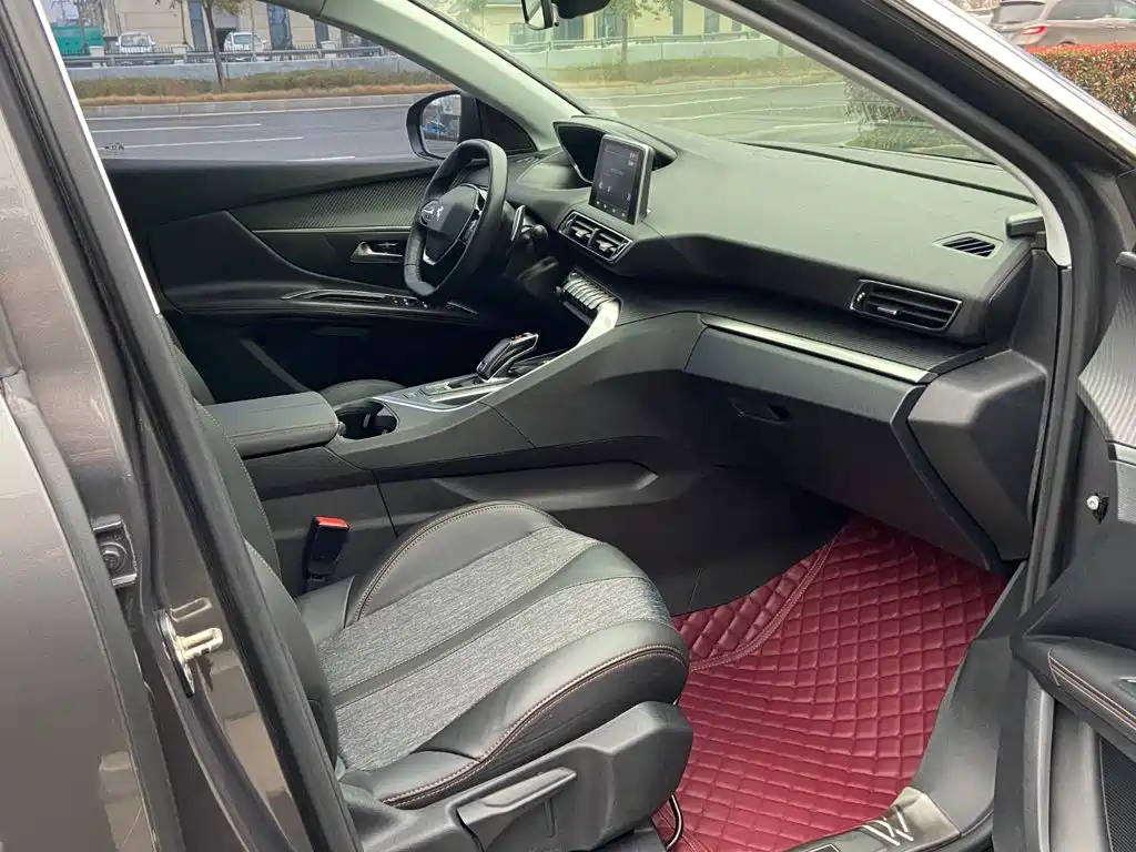 Peugeot 4008 — миниатюра 6