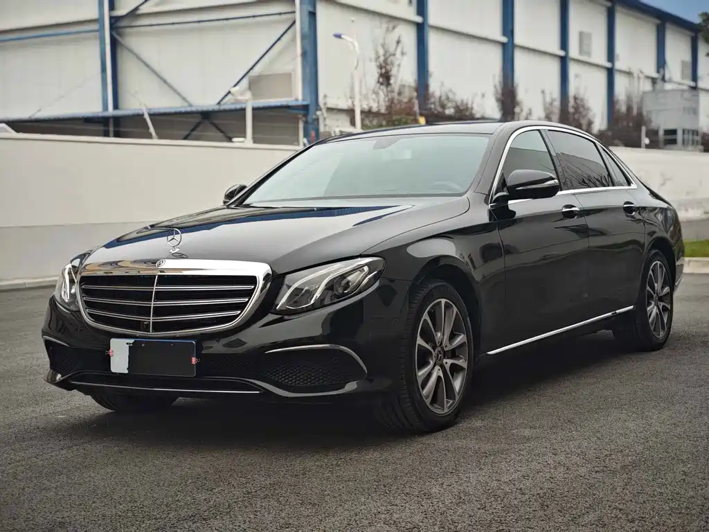 Mercedes-Benz E-Class 2019 E 300 L Luxury Type