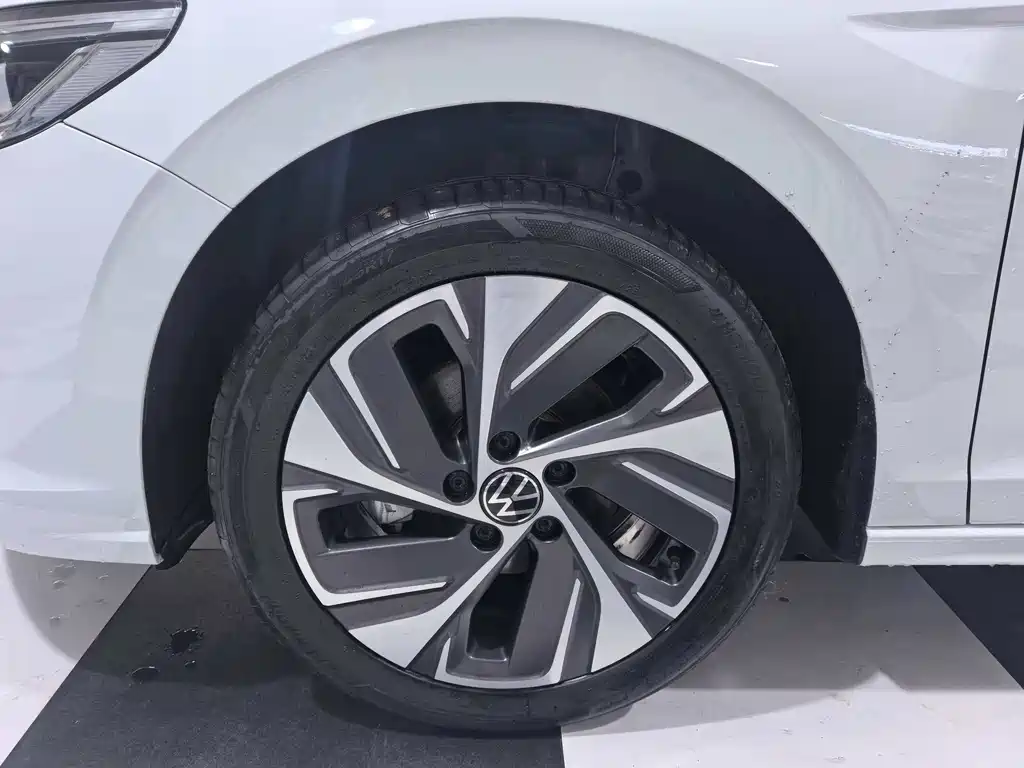 Volkswagen Bora 2023 200TSI DSG PRO