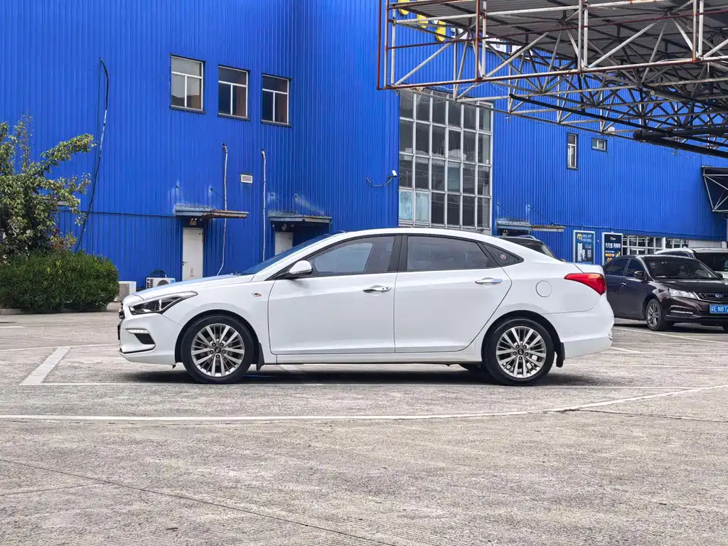 Hyundai Mistra — миниатюра 2