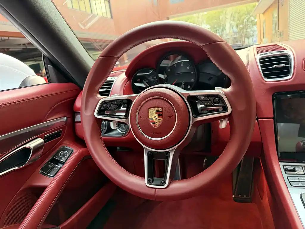 Porsche Cayman — миниатюра 15