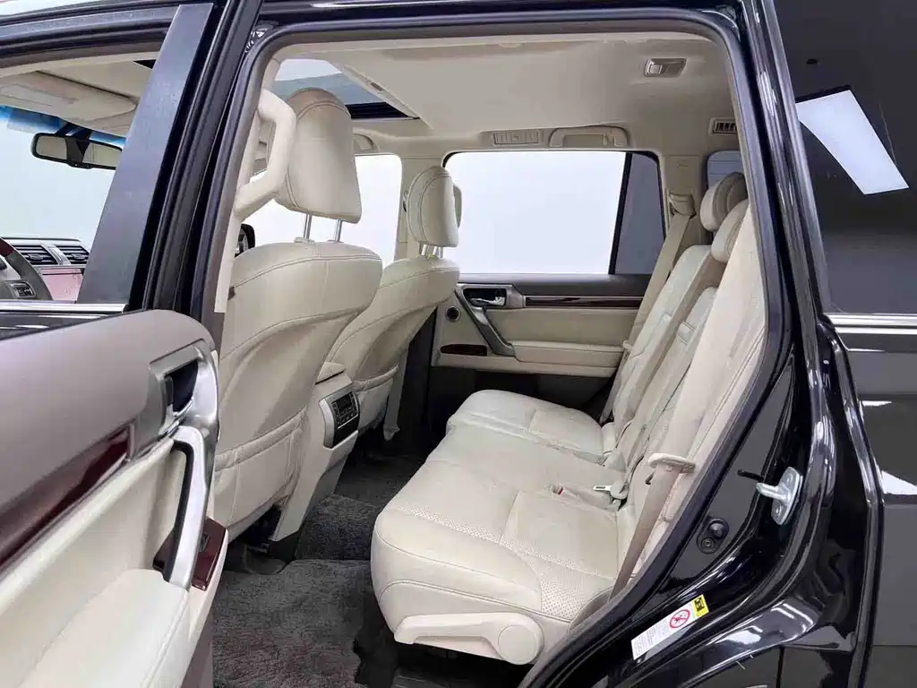 Lexus GX — миниатюра 10