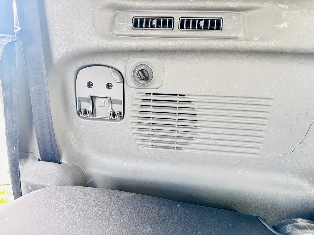 Nissan NV200 2013 1.6L Luxury IV
