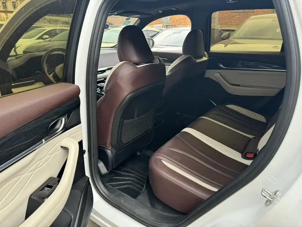 Geely Xingyue L — миниатюра 5