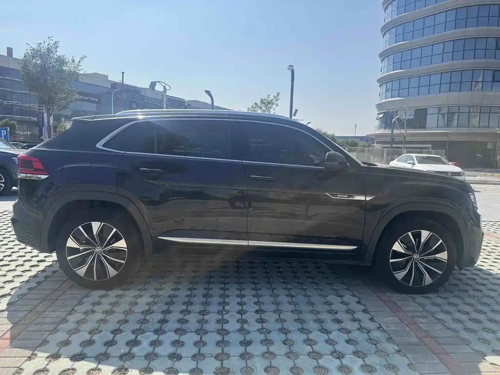 Volkswagen Teramont — миниатюра 4